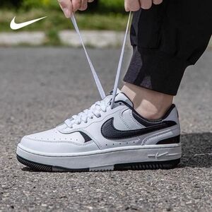 Nike gamma Force women's sneakers